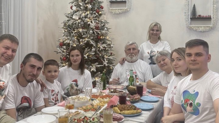 ВСТРЕЧАЕМ 2026 ГОД В СЕМЕЙНОМ КРУГУ🎄 смотреть онлайн