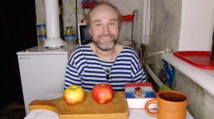 лёгкий ужин, но без Рыжули. рассуждаю о питании. мукбанг. обжор. еда на камеру. диета. шизофрения.