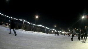 На вечернем катке!