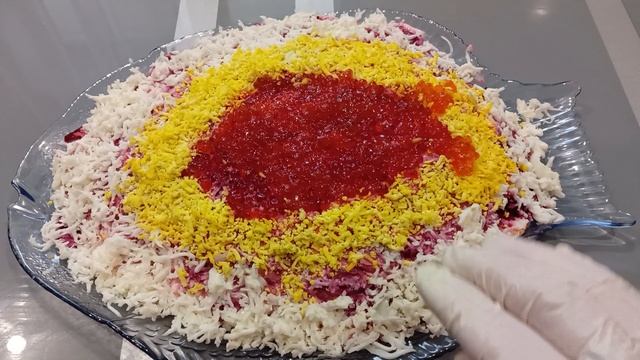 Как я украсила салат,, Селедка под шубой ". смотреть онлайн