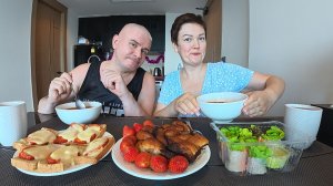 Мукбанг НАЕЛИСЬ от души домашнего БОРЩА! Худеем вместе на ИНТУИТИВНОМ питании) Семейный обед Таиланд