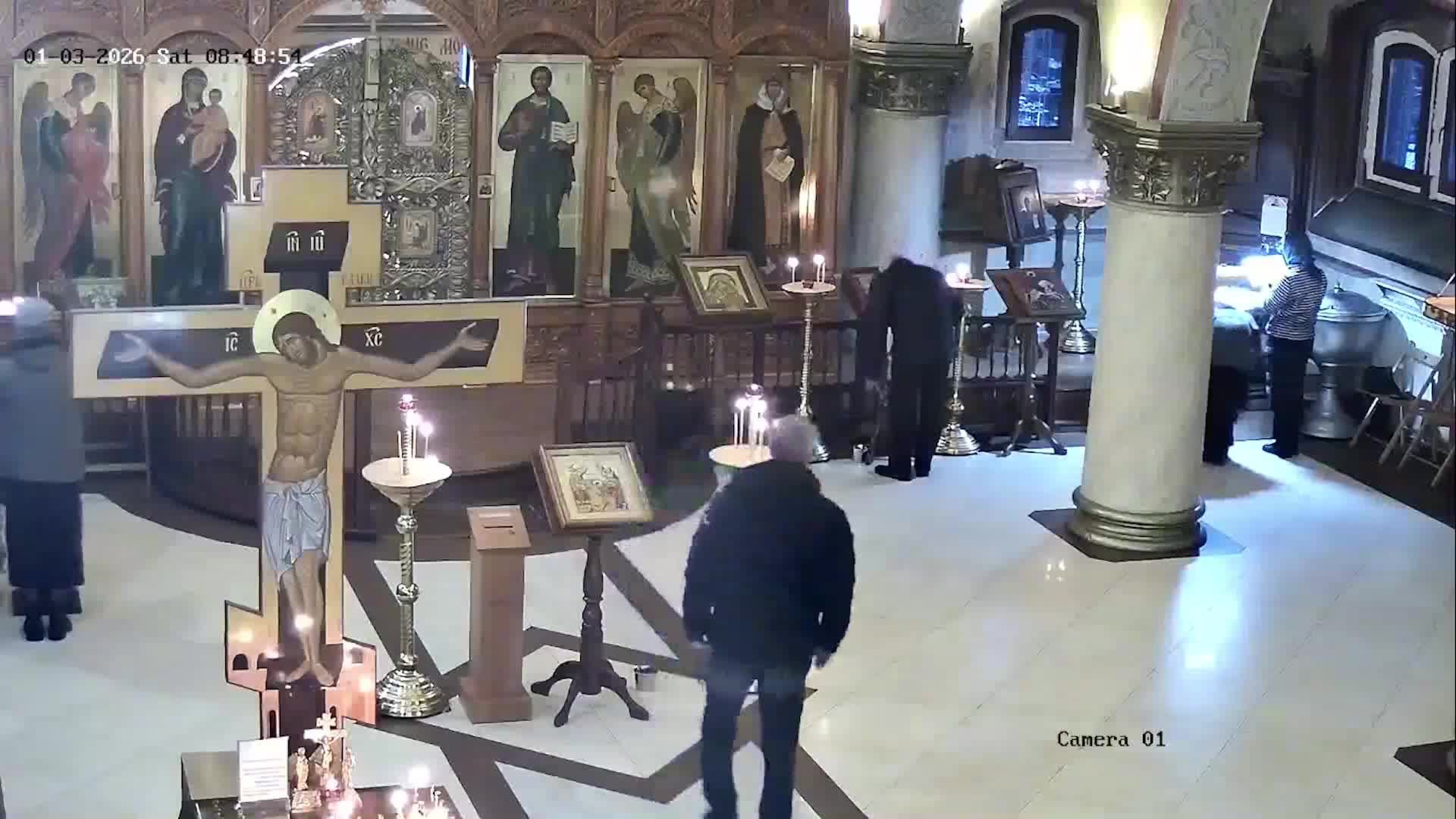 Божественная литургия и заупокойная лития 03.01.2026г. 9.00 смотреть онлайн