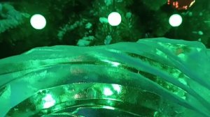 Поздравляю вас с НОВЫМ ГОДОМ😀🎉🎉. Прекрасный праздник 🎉🎊🎁для всех. Всего самого наилучшего вам