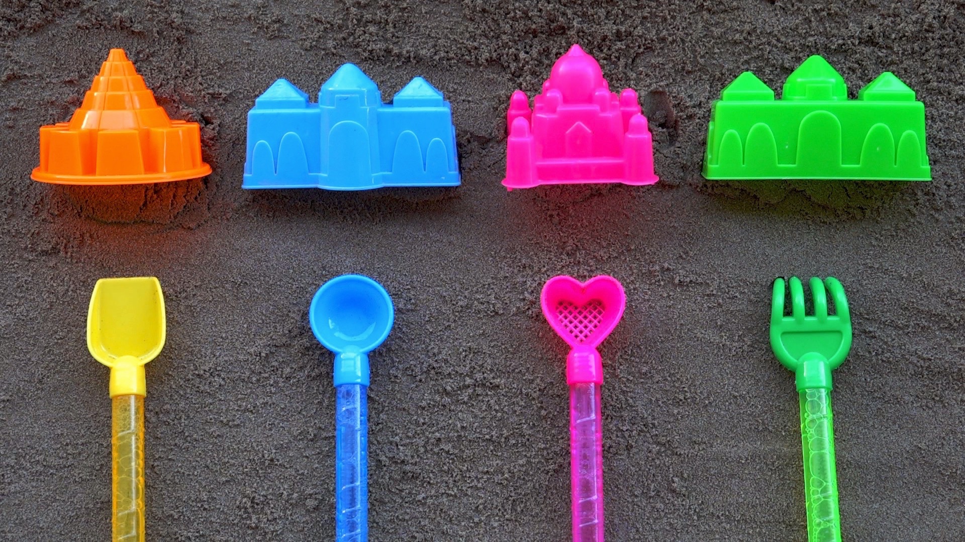 Учим Названия Цветов Песочные Замки и Домики| Цветные Ложечки  | Детские Инструменты |  Играем смотреть онлайн