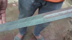 Удивительный процесс изготовления фантастического меча — ковка меча из дамасской стали