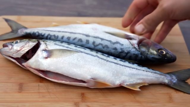 Скумбрия домашнего посола. Рецепт внутри. Подписался? Читай, смотри! смотреть онлайн