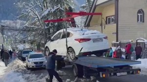 В горах Сочи образовались многочасовые пробки