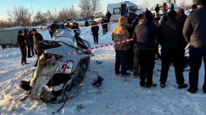 Два человека погибли при столкновении поезда и легкового авто в КБР