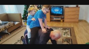 Развлечение пенсионеров. Разбираю вещи на втором этаже. В гости к сватам. Сделала вывод.