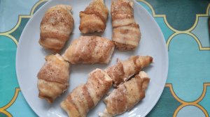 РУЛЕТИКИ С БЕКОНОМ ИЗ КУРИНОГО ФИЛЕ. ПРОСТО И ВКУСНО.