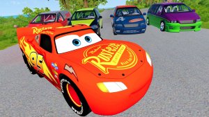 МУЛЬТИКИ ПРО МАШИНКИ. Молния маквин - кувырки с горы. Красочный мультик для МАЛЫШЕЙ.