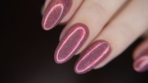 Топ-3 причины почему лак не держится на ногтях