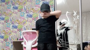 ❤️Веду трансляцию с Викой, на картинке это Вика, в виде мальчика!🤯