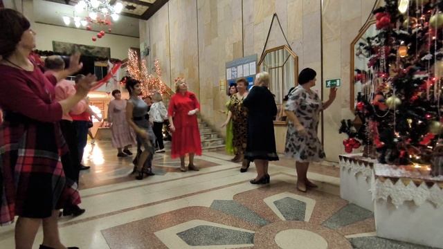 Мы летаем в облаках..... 03.01.26. смотреть онлайн