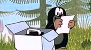 Крот гуляет просто