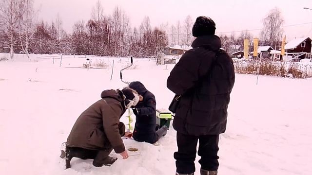 Ловля форели на безлимите РК "Фишка Петряиха" смотреть онлайн