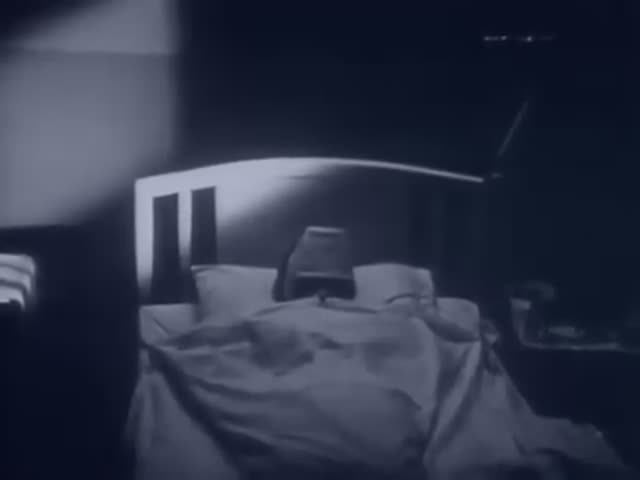 Metallica "Джонни взял ружьё" (фильм, 1971) смотреть онлайн