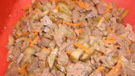 Салат из куриной печени. Маринкины творинки. Всем МИРА и Добра! смотреть онлайн