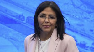 Руководить Венесуэлой будет вице-президент Д.Родригес Гомес, сообщил глава МИД Венесуэлы Иван Хиль