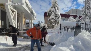 На Кубани восстанавливают электроснабжение после снегопада