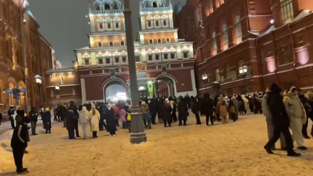 НОВОГОДНЯЯ МОСКВА 2026 смотреть онлайн