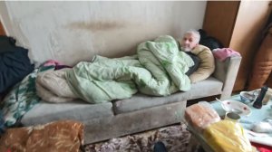 ЗАЧЕМ СВИСТУН РОЗУ ЗАМОРОЗИЛ ? КОГДА МИХАЛЫЧ ВЫЛЕЗЕТ ИЗ ПОД ОДЕЯЛ .?