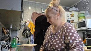 ПРИЕХАЛА СЕСТРА ГОТОВИМ ПИЦЦУ!