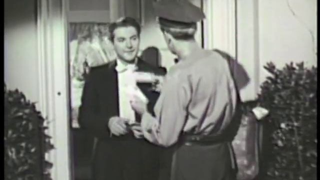 Liberace Performing I'm Gonna Sit Right Down And Write Myself A letter