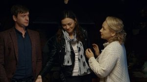 Аферистка выдает себя за невесту