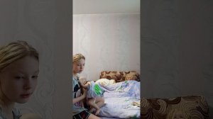 ЛЯМ балуется я его саровно люблю😘