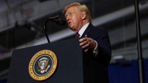 Трамп опубликовал видео с якобы брошенным ему вызовом от Мадуро