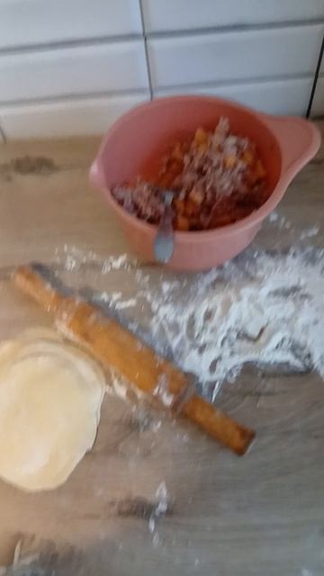 Манты с тыквой . смотреть онлайн