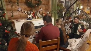 "Крутится вертится шар голубой "