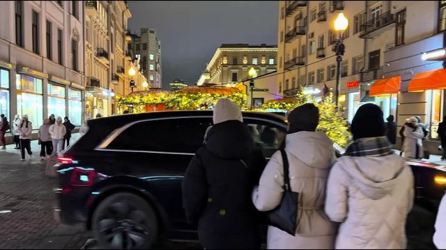 Как выглядит Москва перед Новым годом волшебная рождественская прогулка 🎄✨ смотреть онлайн
