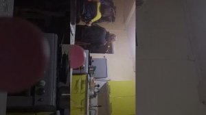 два дебила
это сила ноль мазгов зато красива