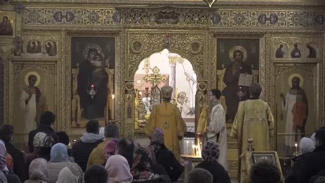 04.01.2026 Литургия. Неделя 30-я по Пятидесятнице, пред Рождеством Христовым, святых отец смотреть онлайн