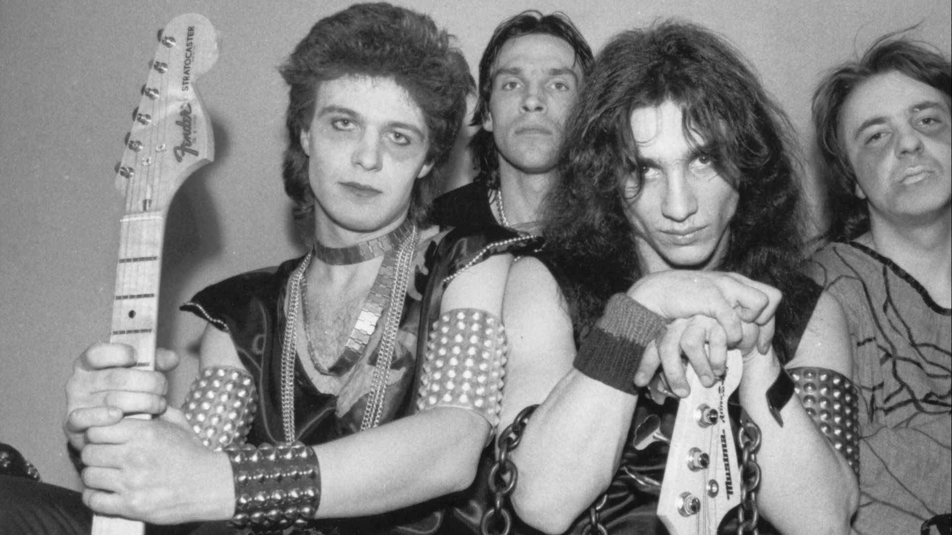 Черный Обелиск - Меч смотреть онлайн