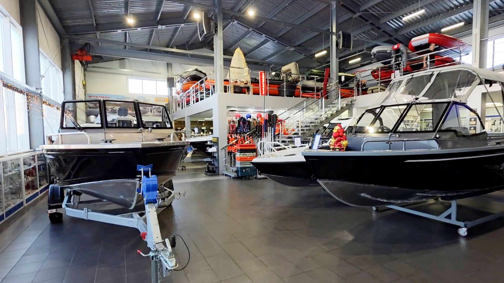 Прогулка по торговому залу. 🎄 Скидки. С Новым годом! смотреть онлайн