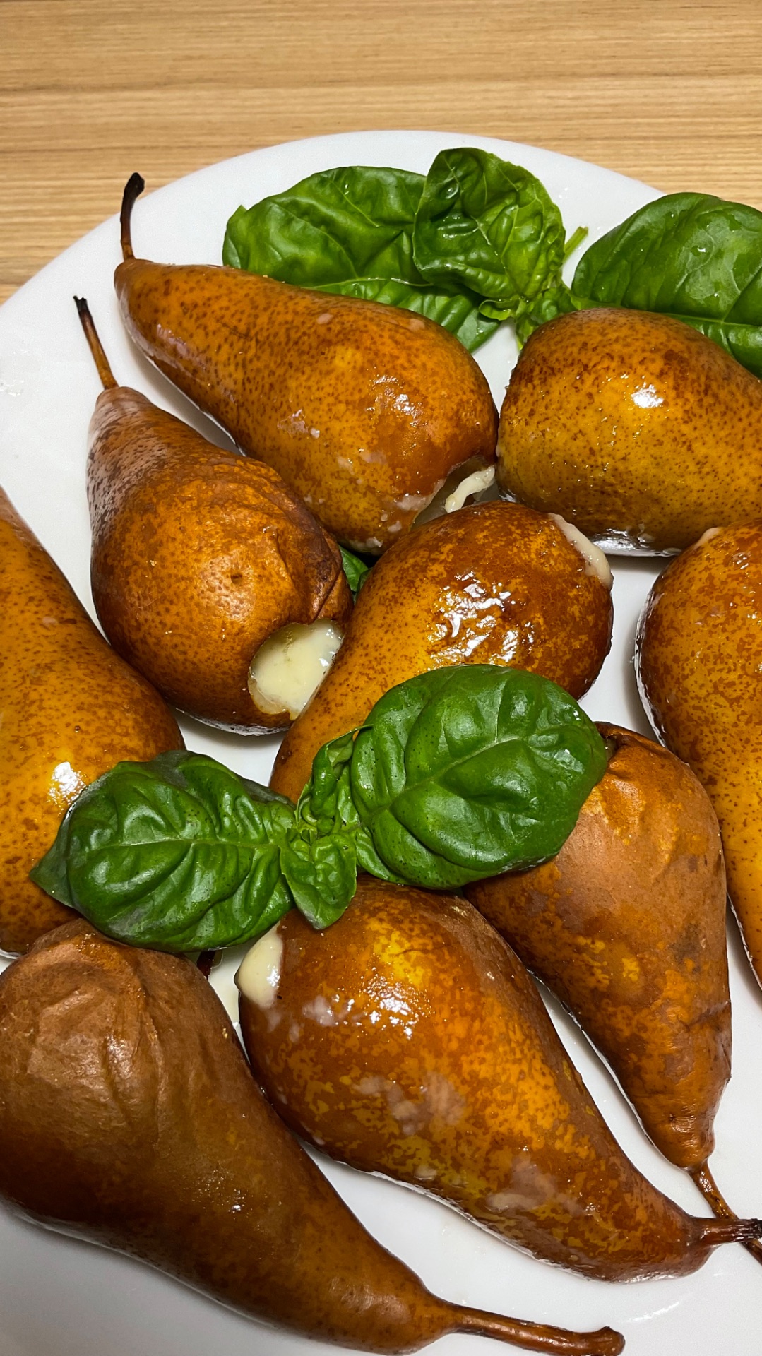 Десерт из Груш с Дор Блю и базиликом смотреть онлайн