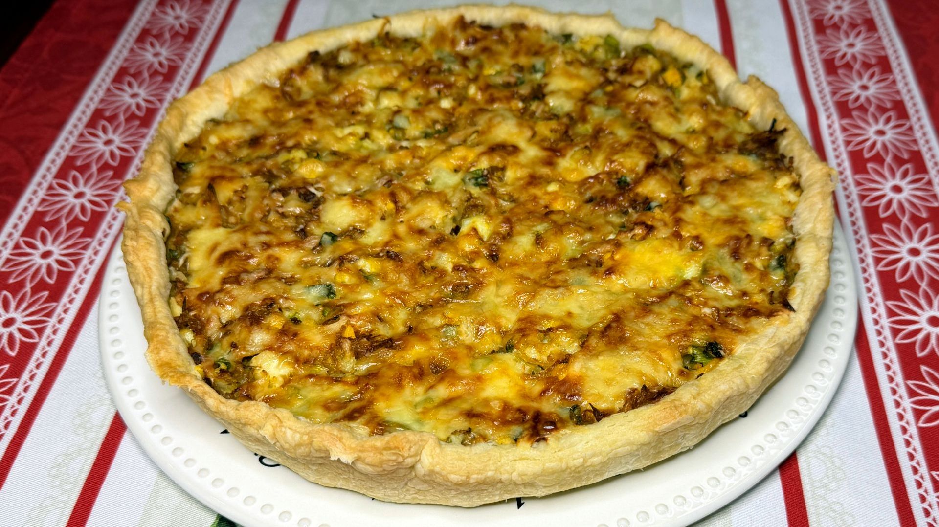 Открытый пирог с капустной начинкой смотреть онлайн