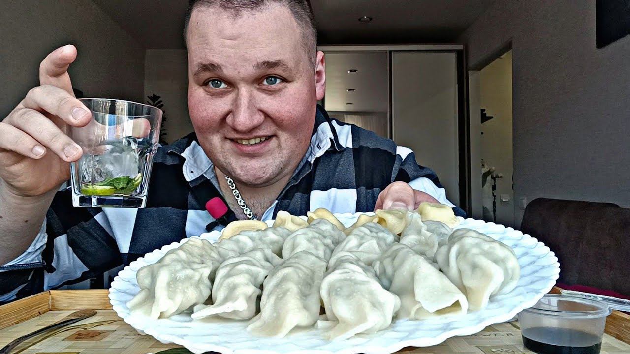 МУКБАНГ Дамплинги / ОБЖОР КОРЕЙСКИЕ дамплинги и пельмени / MUKBANG ASMR смотреть онлайн