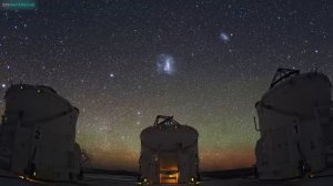 КАРЛИКОВАЯ ГАЛАКТИКА С ГИГАНТСКИМИ ЗВЁЗДАМИ