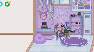 с подругой играю в Тока Бока