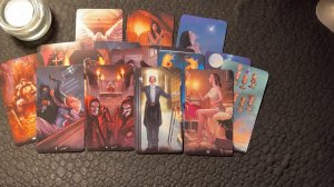 Таро: Кто идет в ВАШУ жизнь?