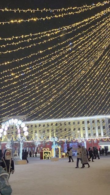 Главная ёлка города🎄 смотреть онлайн