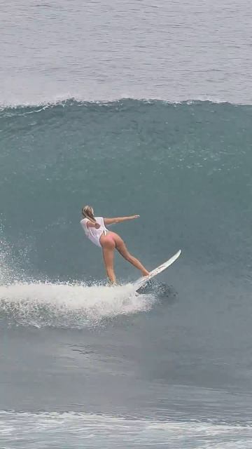 Она не просто так профессионал #серферыБали #серфингБали #серферы смотреть онлайн
