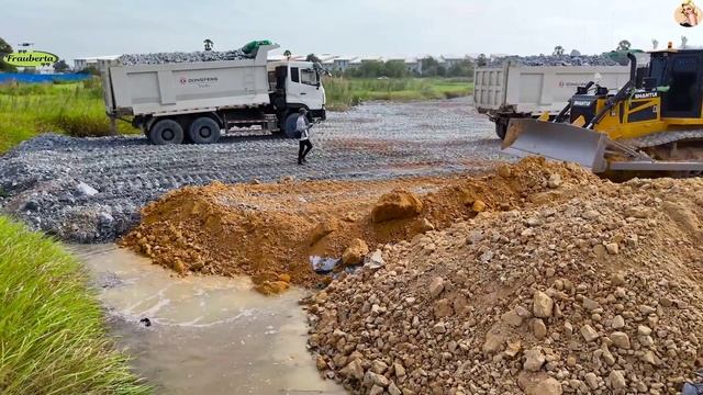 Строительство,  засыпка, очередной участок смотреть онлайн