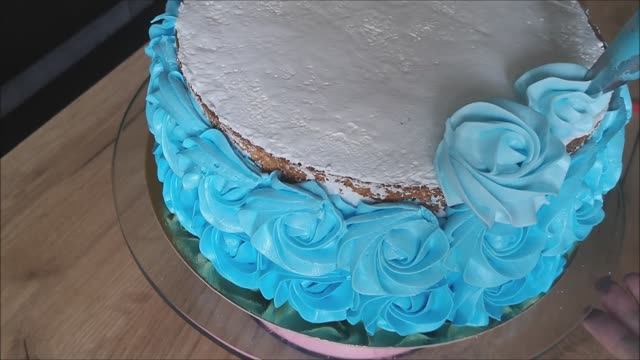 Стиль ОМБРЕ оформление торта кремом смотреть онлайн
