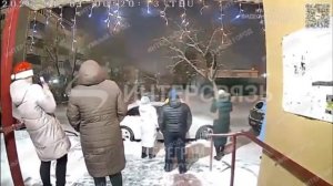 В Кургане фейерверк опрокинулся и разлетелся в разные стороны.