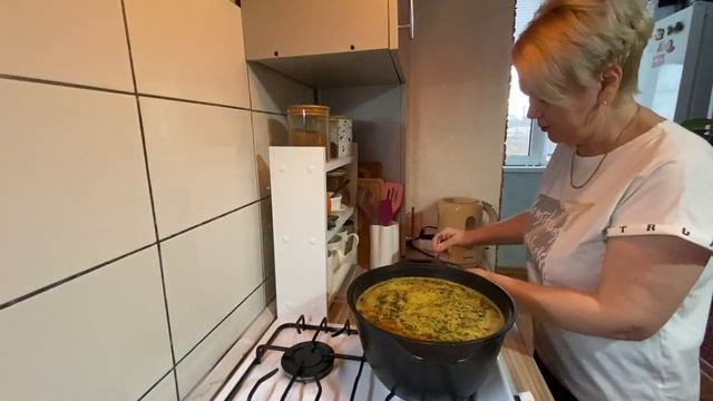 Весь День на Кухне, Приготовила много Еды смотреть онлайн